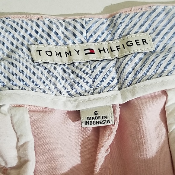 Tommy Hilfiger pink womens shorts size (6)A34 - Picture 4 of 5